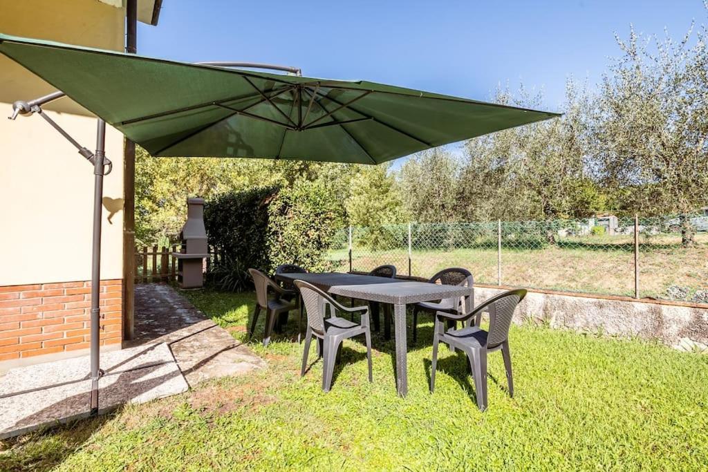 Appartamento Poggio Del Sole Lucca Eksteriør bilde