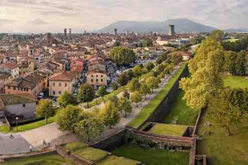 Appartamento Poggio Del Sole Lucca Eksteriør bilde